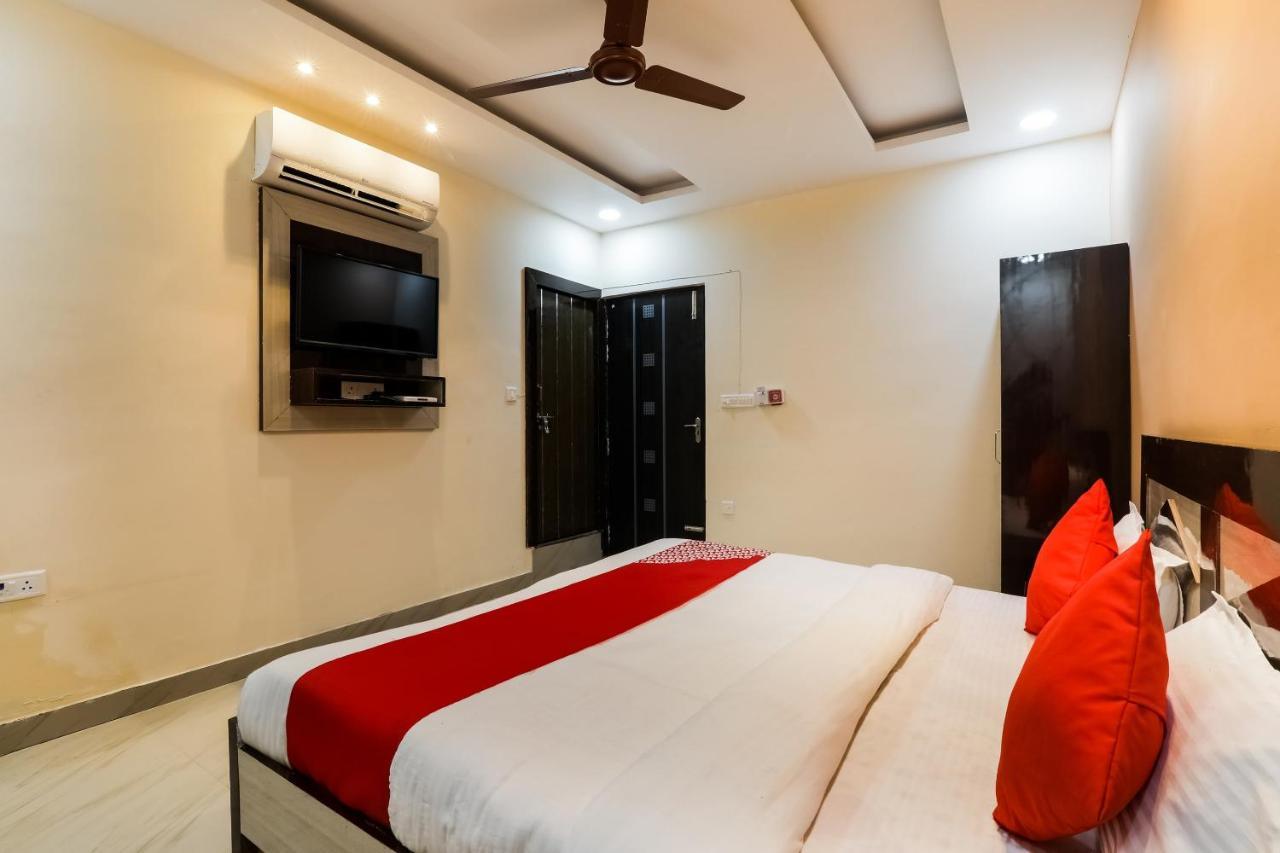 Hotel Oyo Flagship Krishna Regency Near Chaudhary Charan Singh International Airport Bijnaur Exterior foto