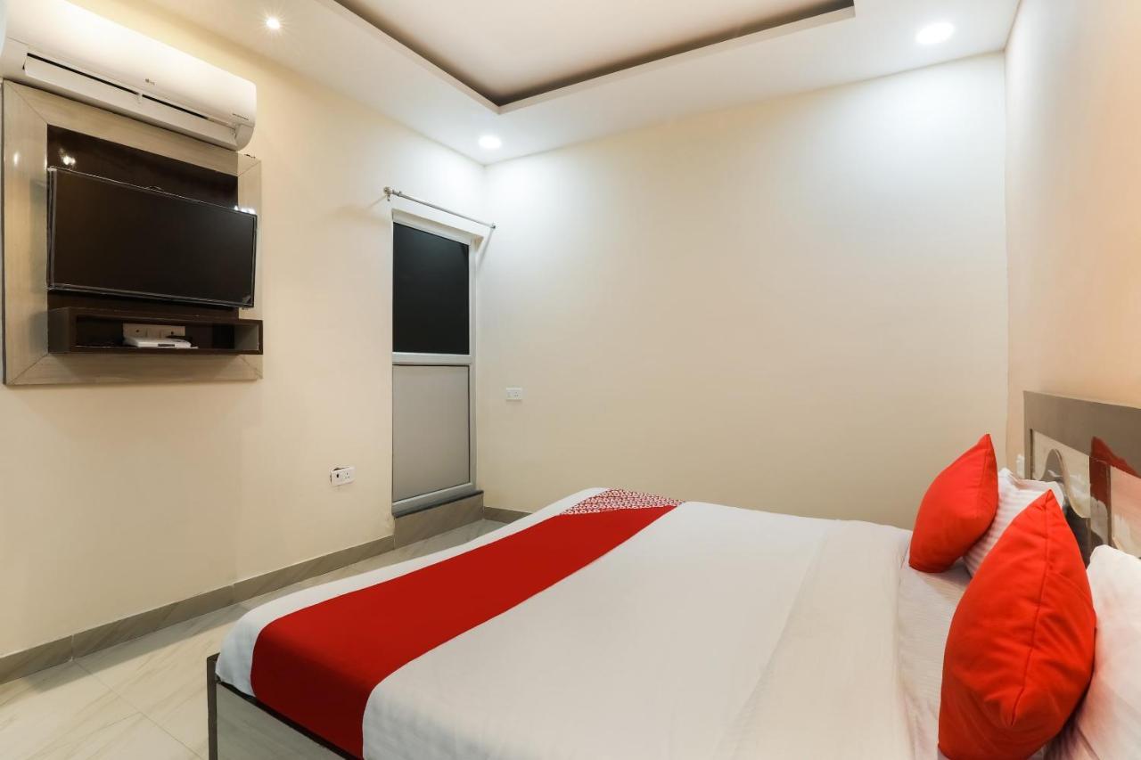 Hotel Oyo Flagship Krishna Regency Near Chaudhary Charan Singh International Airport Bijnaur Exterior foto