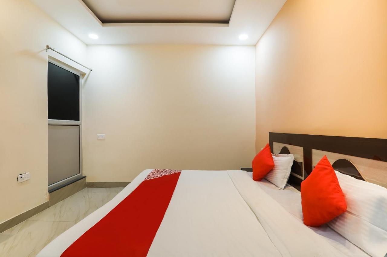 Hotel Oyo Flagship Krishna Regency Near Chaudhary Charan Singh International Airport Bijnaur Exterior foto
