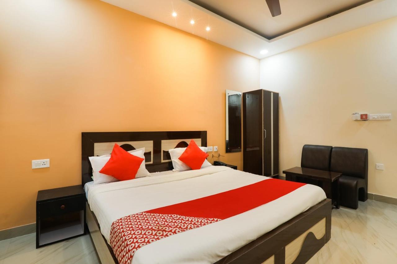 Hotel Oyo Flagship Krishna Regency Near Chaudhary Charan Singh International Airport Bijnaur Exterior foto